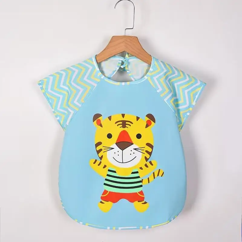 chemise rayée tigre souriant