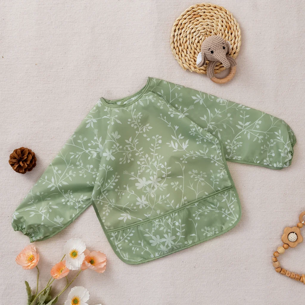 bavoir floral bébé