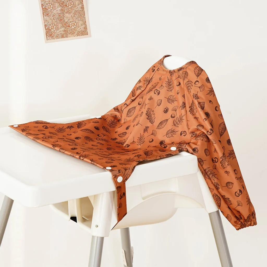 chaise haute motifs feuilles